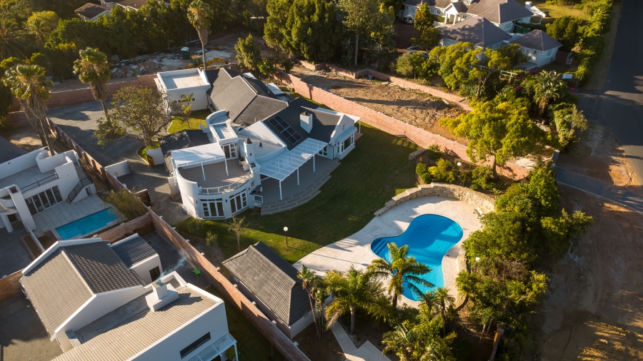 4 Bedroom Property for Sale in Golden Hill Western Cape